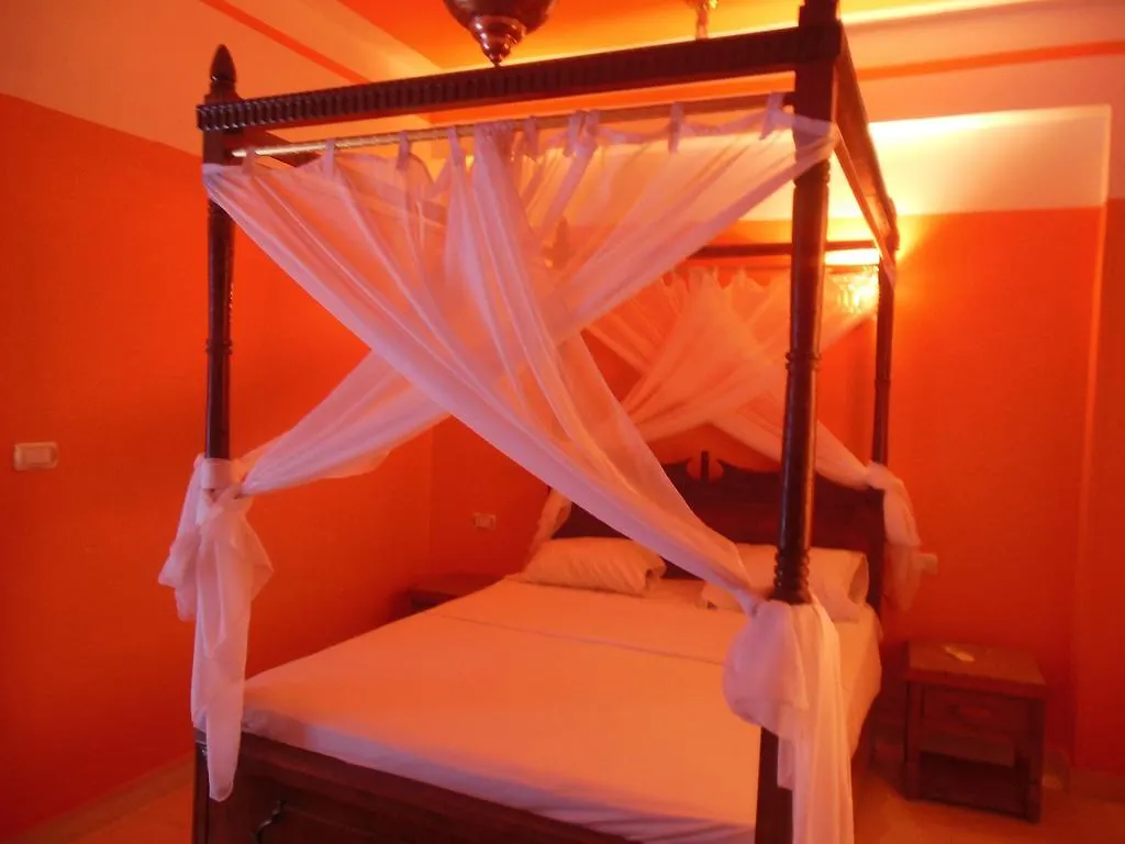 Cleopatra Hotel Luxor 2*,