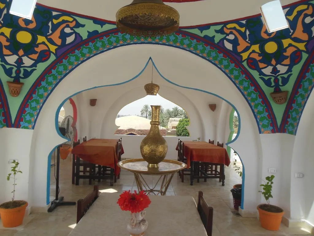 Cleopatra Hotel Luxor 2*,
