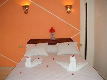 Cleopatra Hotel Luxor 2*,