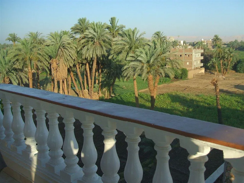 فندق كليوباترا الاقصر الأقصر 2*,
