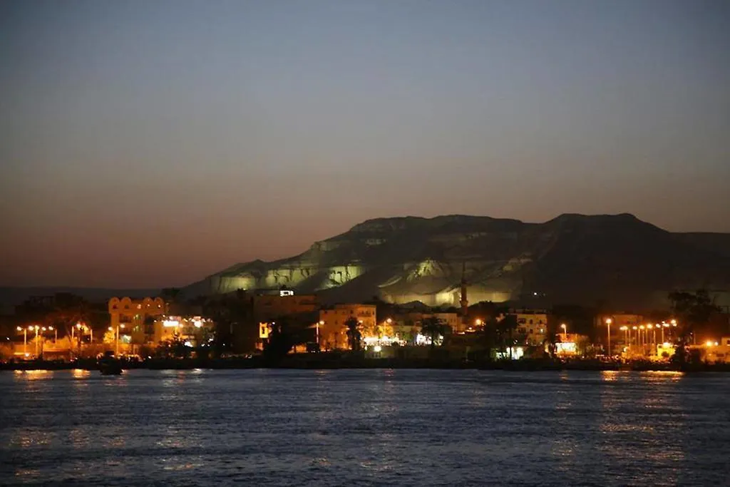فندق كليوباترا الاقصر الأقصر