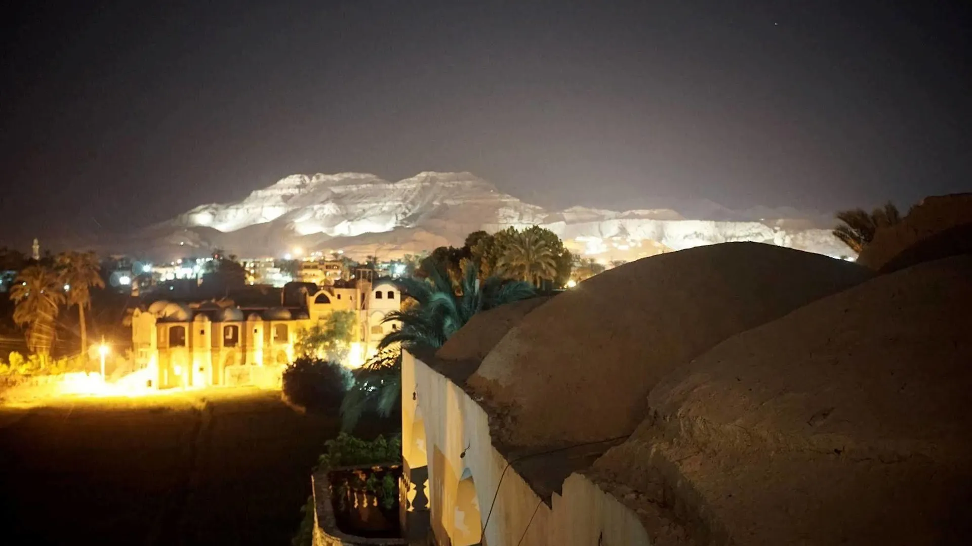 فندق كليوباترا الاقصر الأقصر 2*,